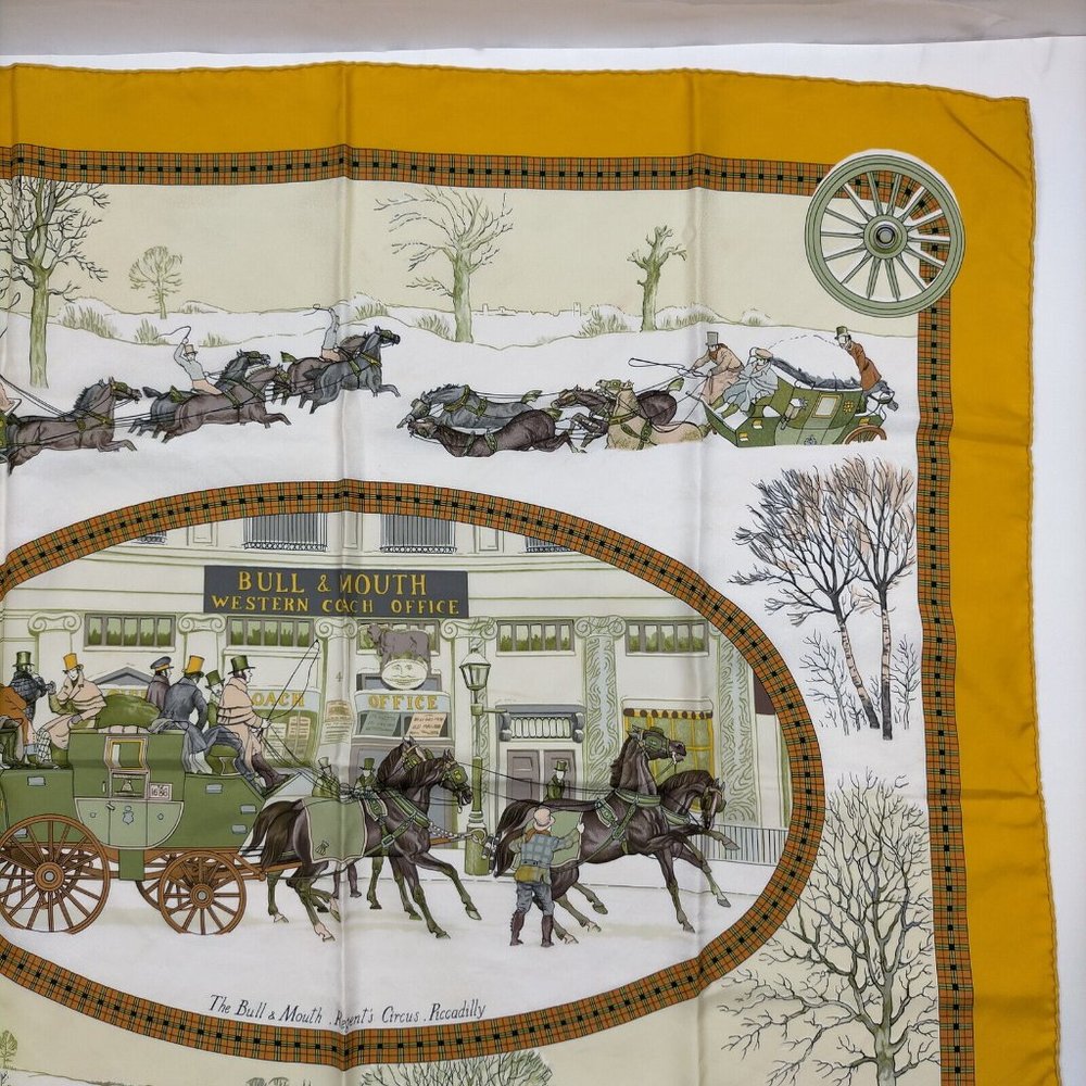 Hermes scarf Carre 90 Yellows Silk100% Authentic Ledoux - Picture 6 of 10